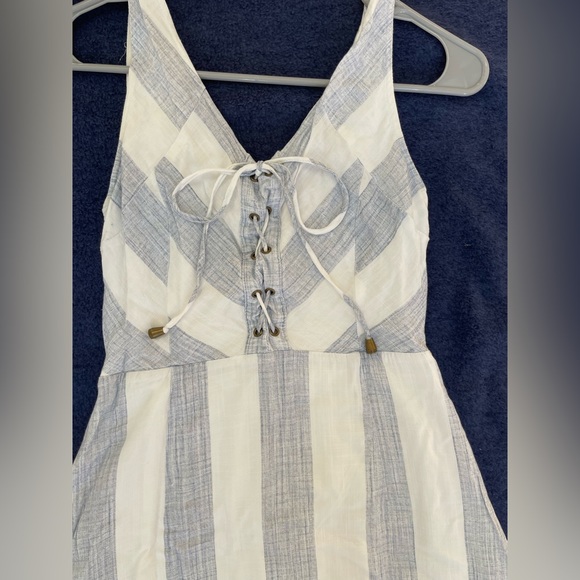 Lulu’s Blue and White Tie Front Dress - Picture 2 of 3